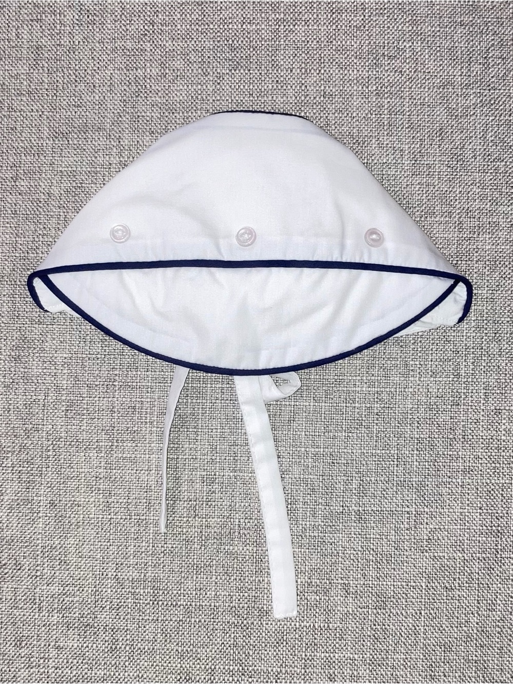 The Beaufort Bonnet Company White Bonnet with Navy Trim